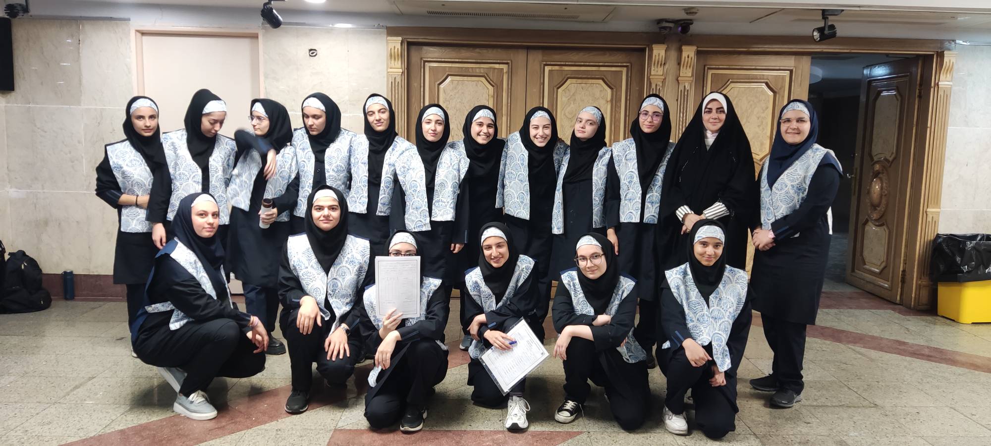 مسابقات سرود و نمایشخوانی